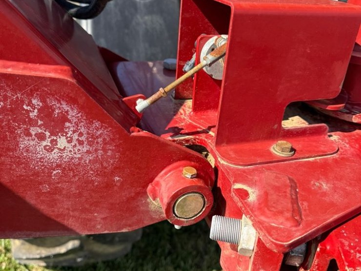 2018-case-ih-patriot-3340-image-34