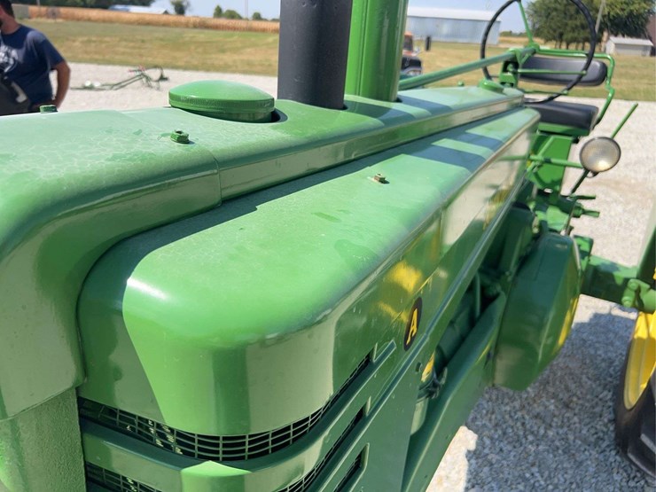 john-deere-a-image-13
