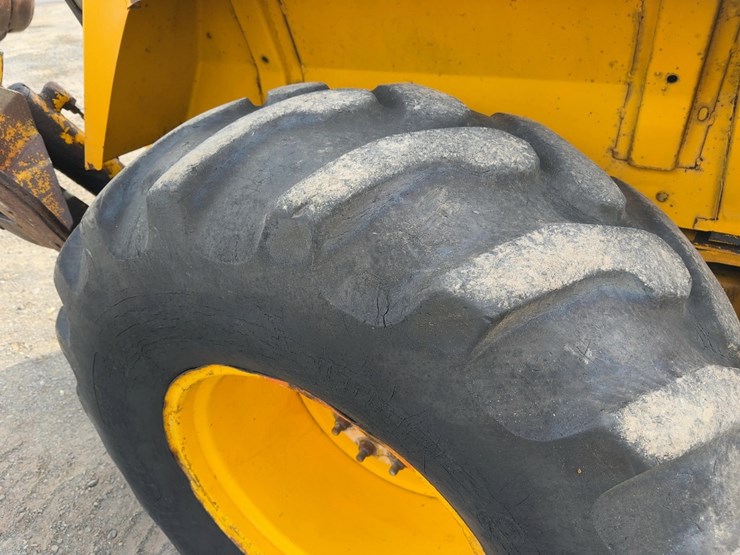 1986-deere-310c-image-14