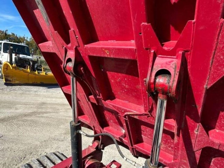 2020-yanmar-c50r-image-43