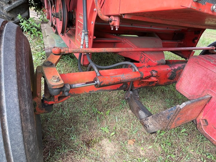 massey-ferguson-510-image-12