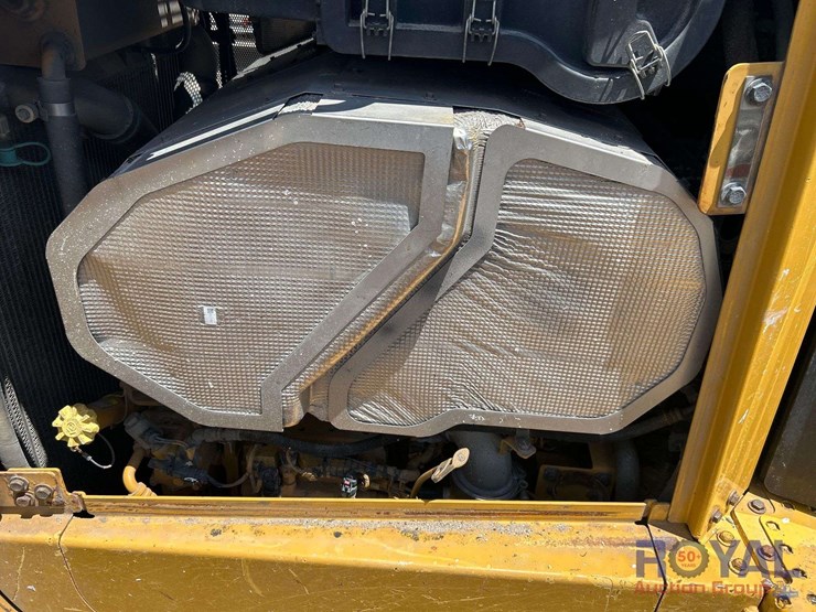 2017-caterpillar-d6t-lgp-image-8