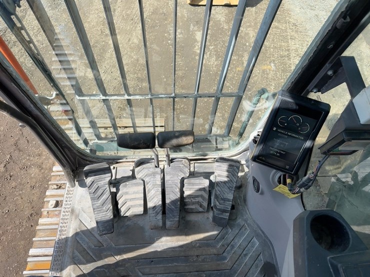 2019-volvo-ec220el-image-38