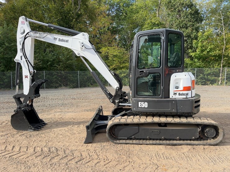 2017-bobcat-e50-image-2