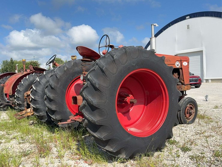 farmall-m-image-5