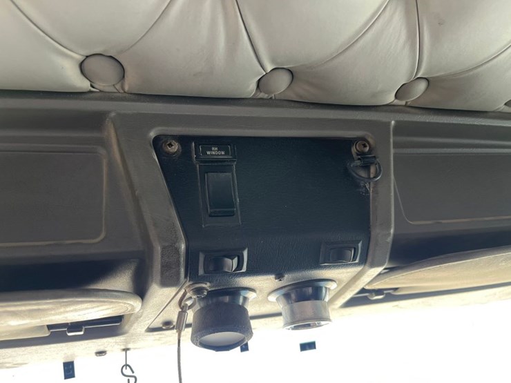 2005-kenworth-t800-image-55