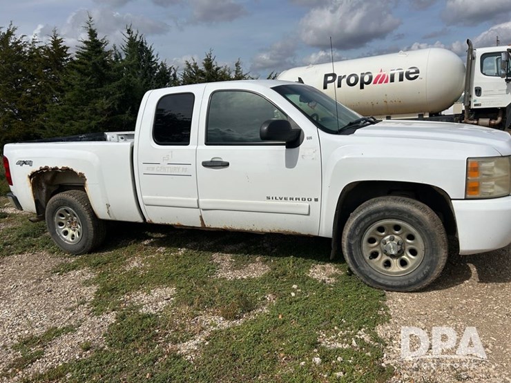 2008-chevrolet-silverado-image-8