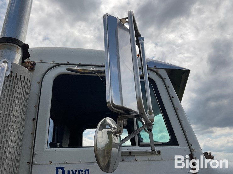 1991-peterbilt-378-image-14