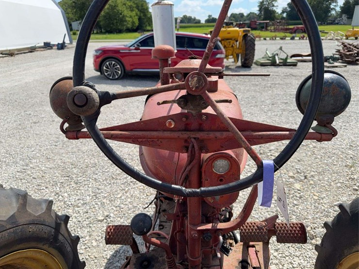 farmall-m-image-11
