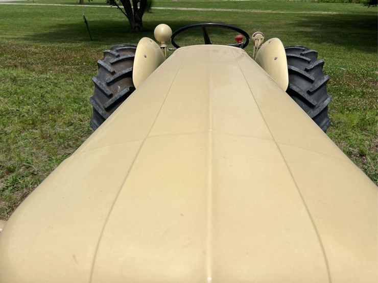 massey-ferguson-40-image-12