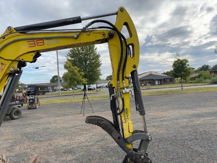 2008-wacker-neuson-38z3-image-10
