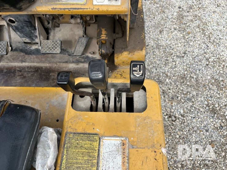 caterpillar-v50d-image-22