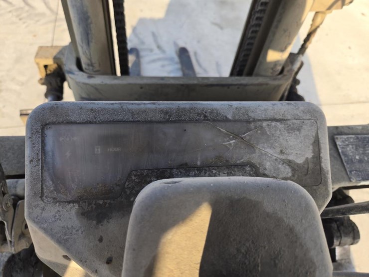 1994-komatsu-fg25st-11-image-31