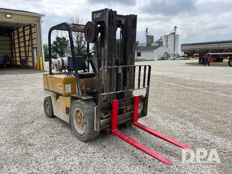 caterpillar-v50d-image-3