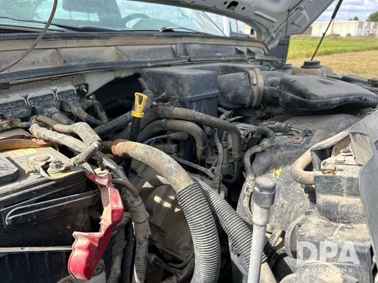 2011-ford-f250-image-16