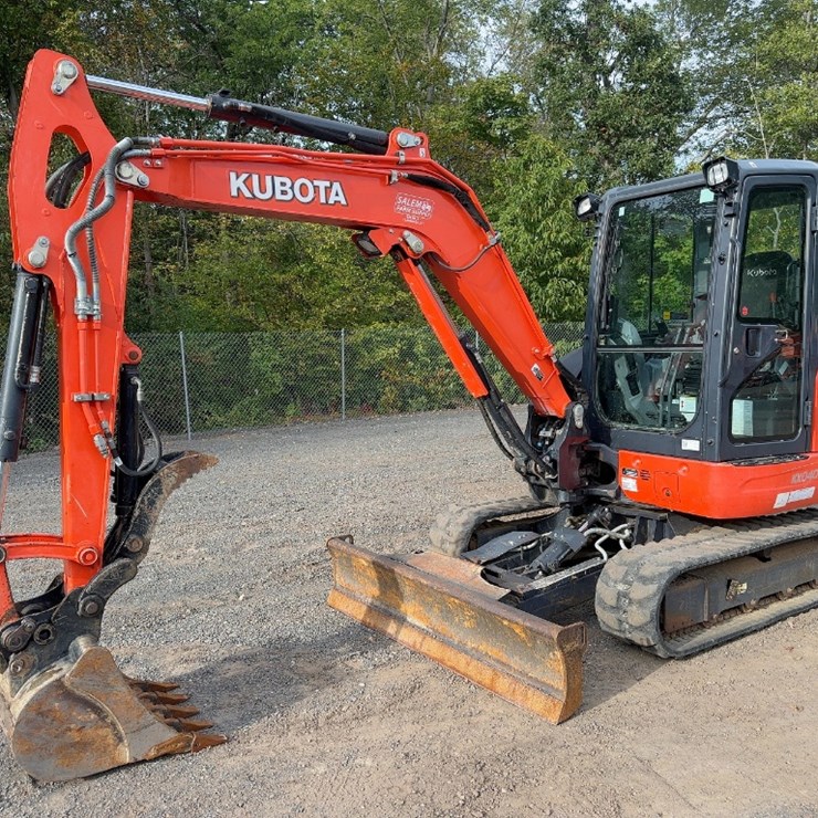 2019 KUBOTA KX040-4
