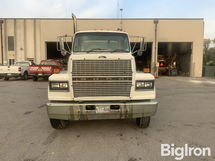 1997-ford-ltl9000-image-2