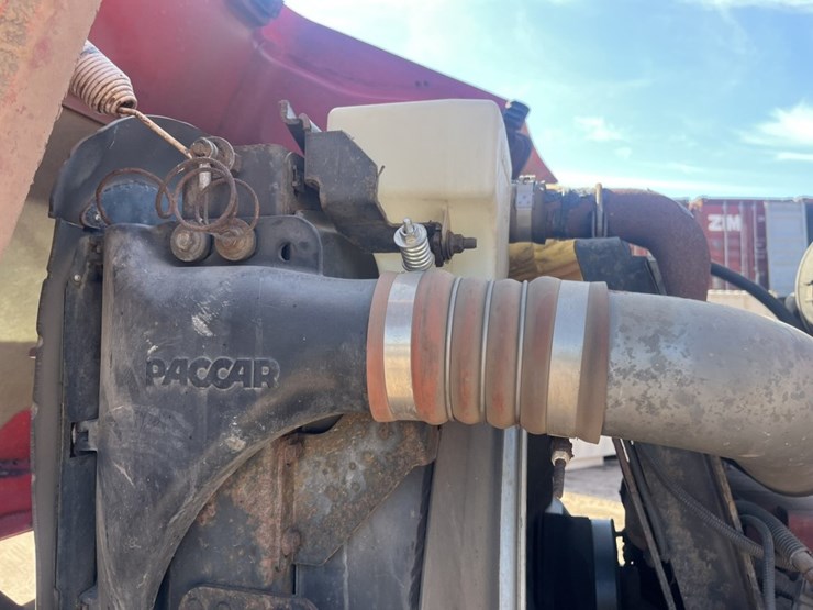 2007-peterbilt-367-image-25