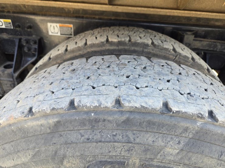 2017-kenworth-t880-image-86