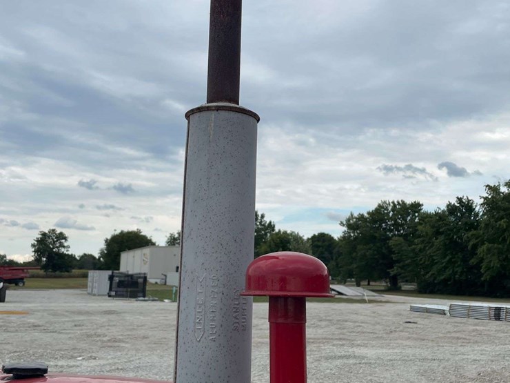 farmall-140-image-63