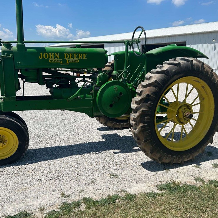 JOHN DEERE A
