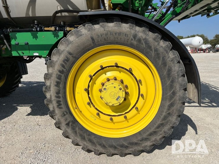 2019-john-deere-r4045-image-44