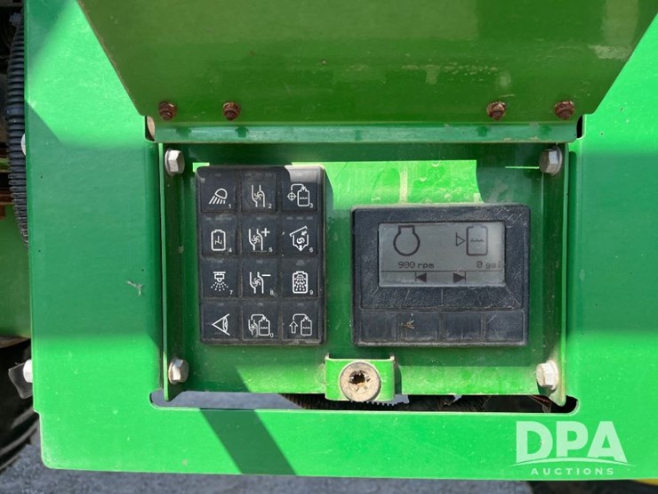 2019-john-deere-r4045-image-48