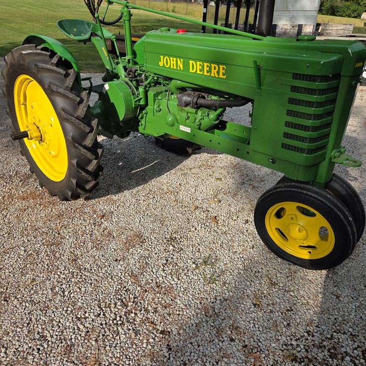 JOHN DEERE H