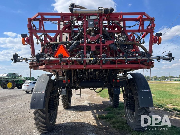 2017-case-ih-patriot-4440-image-42