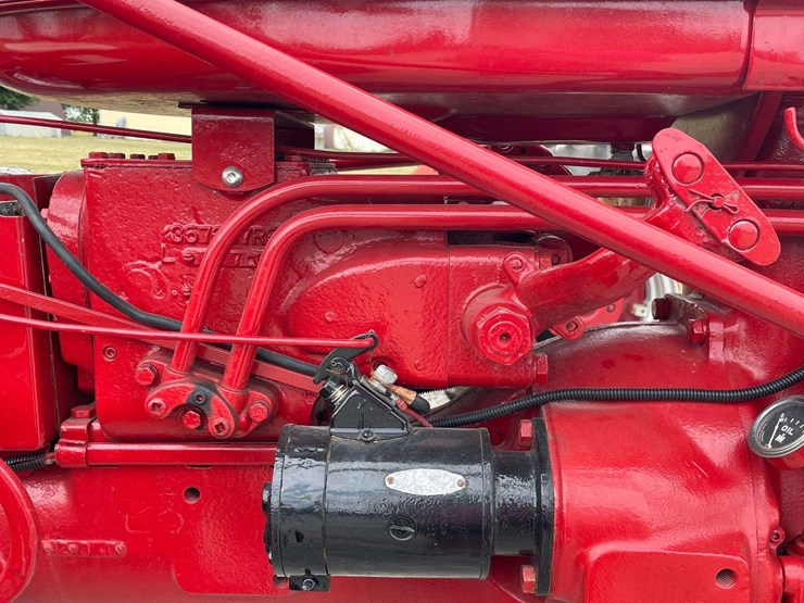 farmall-130-image-34