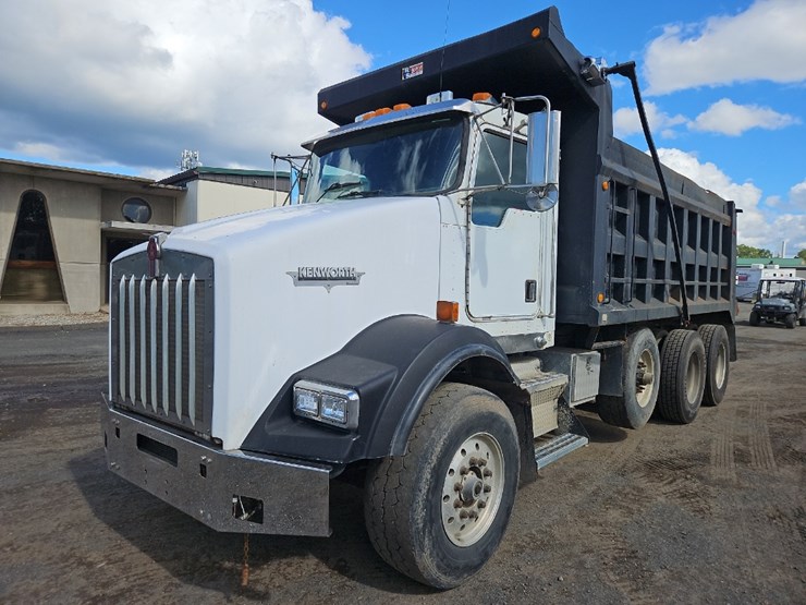 2001-kenworth-t800-image-1