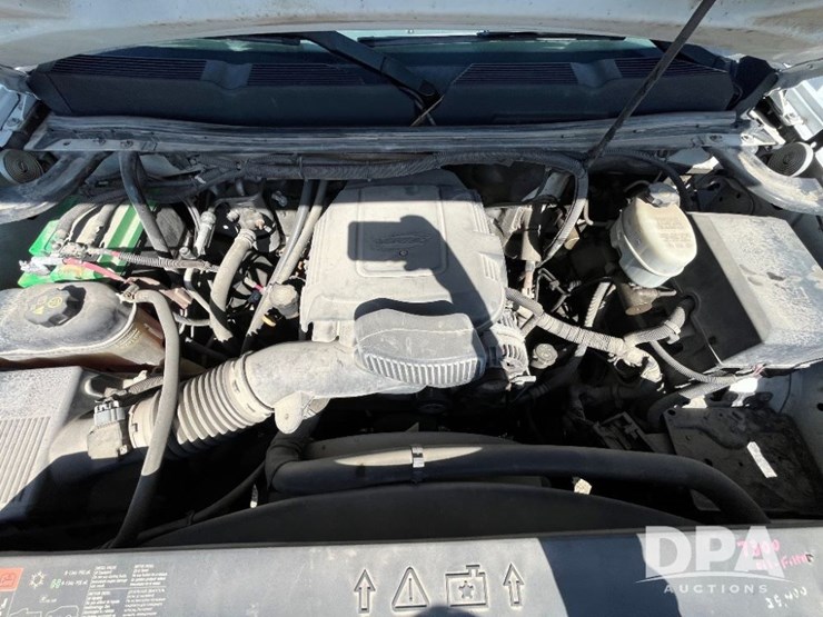 2011-chevrolet-3500hd-image-57