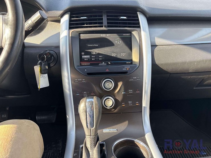 2011-ford-edge-image-11