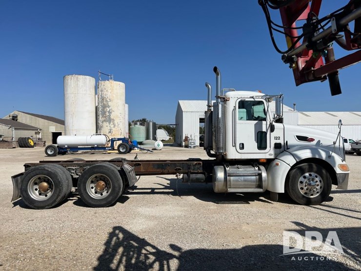 2007-peterbilt-386-image-6
