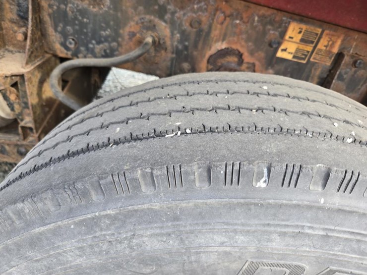 2002-kenworth-t800-image-73