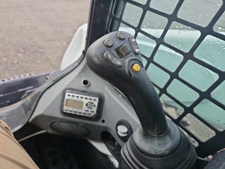 2018-bobcat-a770-image-16