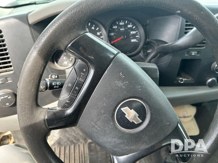 2008-chevrolet-silverado-image-22