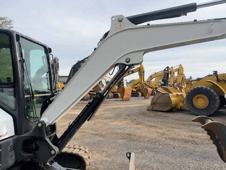 2023-bobcat-e42-image-11