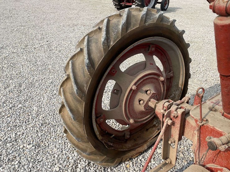 farmall-h-image-36