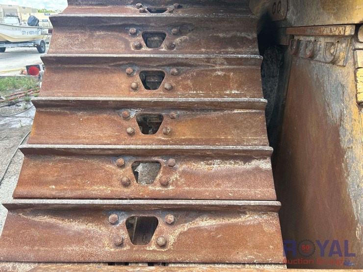 2017-caterpillar-d6t-lgp-image-16