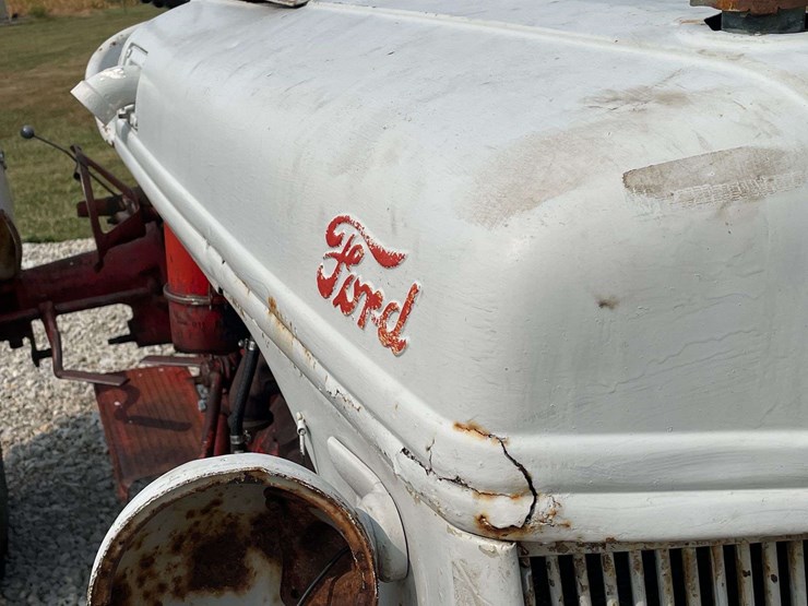 ford-8n-image-13