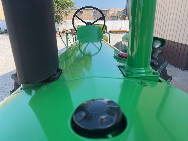 1960-john-deere-730-image-13