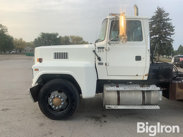 1997-ford-ltl9000-image-13