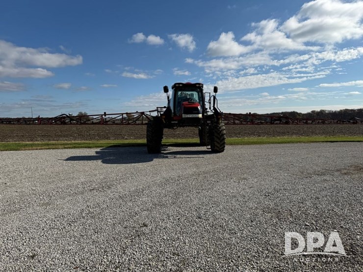 2018-case-ih-patriot-3340-image-2