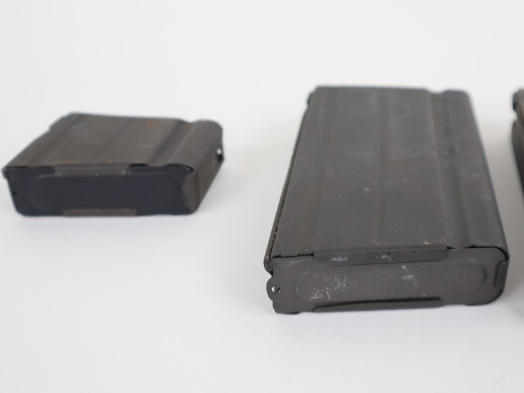 #41-•-#4040-•-(6)-fn-fal-steel-5rd-and-20rd-magazines.-1-5rd-and-5-20rd.-image-7