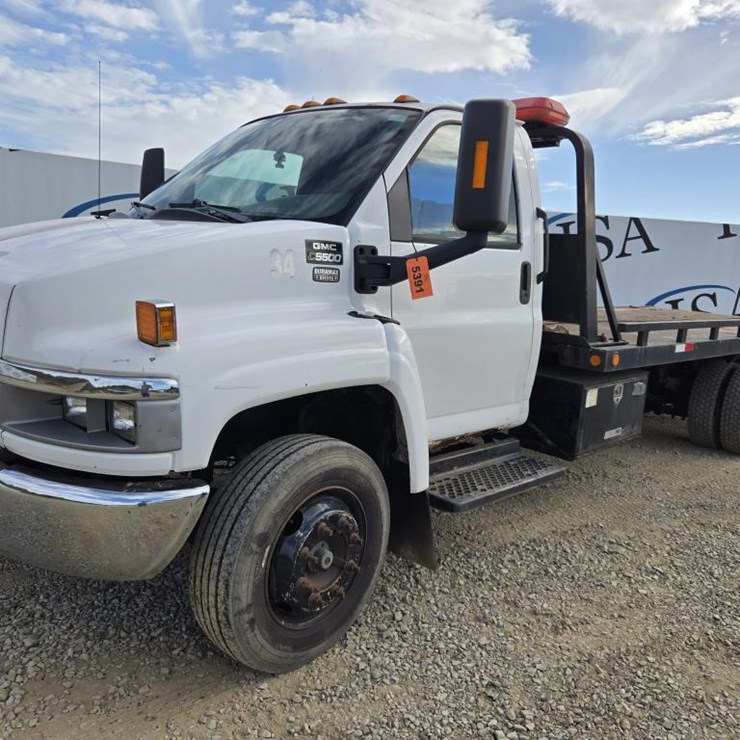 2005 GMC 5500