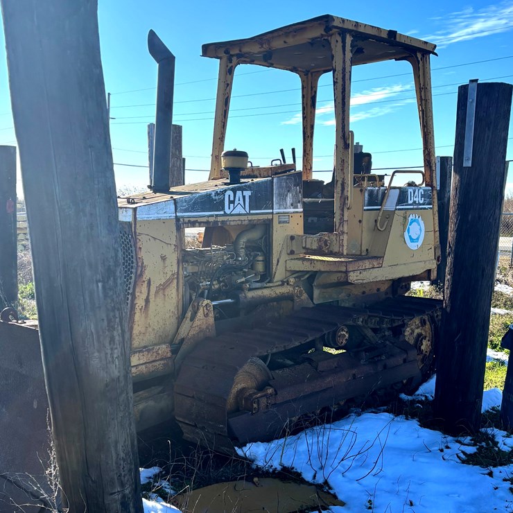 2006 CATERPILLAR D4C