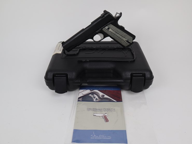 #60-•-#1214-•-dan-wesson-valor-semi-automatic-pistol-45-acp.-image-3