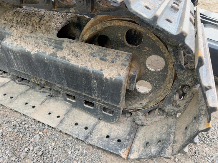 2021-caterpillar-305-image-21