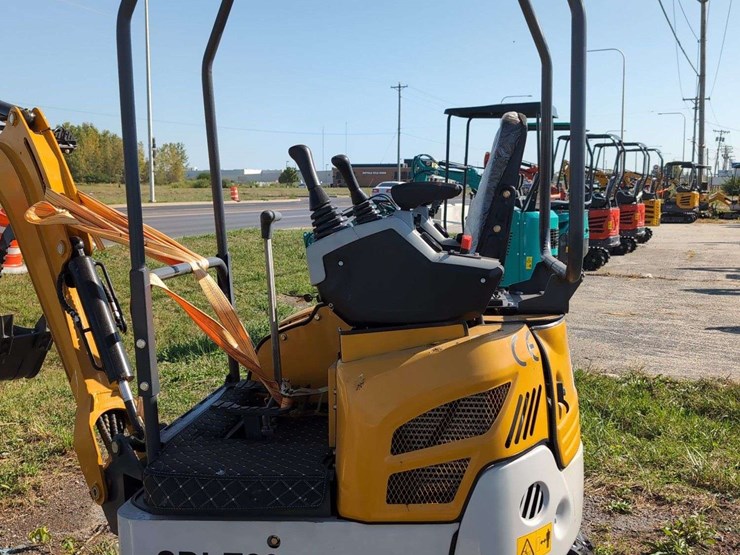 (1)-mini-excavator-sdle20-with-yanmar-engine---diesel---damaged-hose-image-7